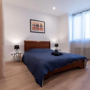  Appartement Le Hall-in-one 002 - Spacieux- Tout Equipe - Proche Commodites Et Espace Arena